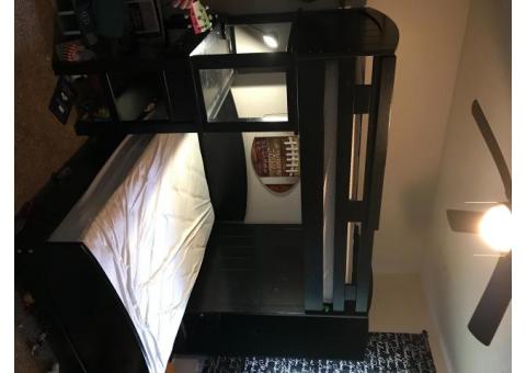 Rooms to Go Kids full/twin step bunk